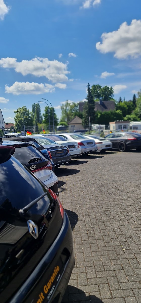 Fahrzeuge mit Garantie-Kennzeichnung bei Jokars Automobile